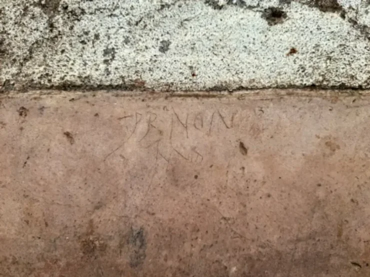 исследователи раскопали древнюю лавку