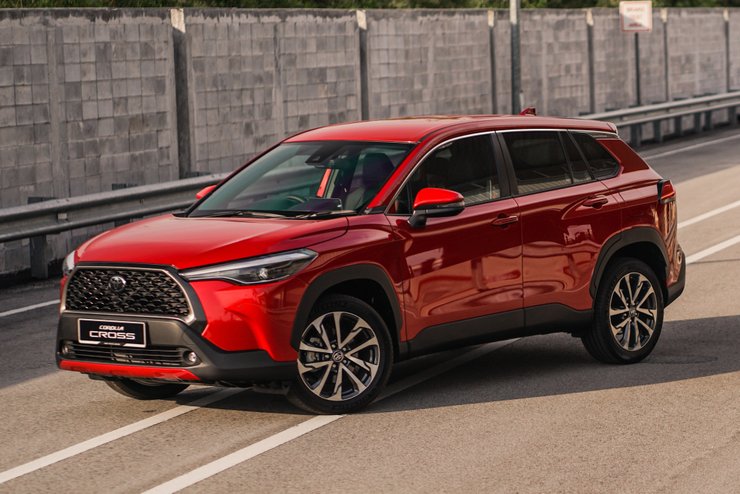 продажи авто в Украине, продажи новых авто, авторынок Украины, MG 4, Nissan X-Trail, Opel Astra, Toyota Corolla Cross