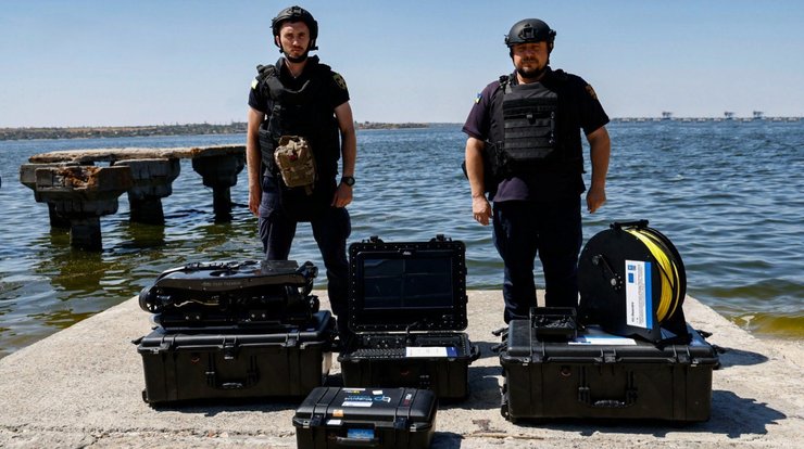 Подводные беспилотники Deep Tracker