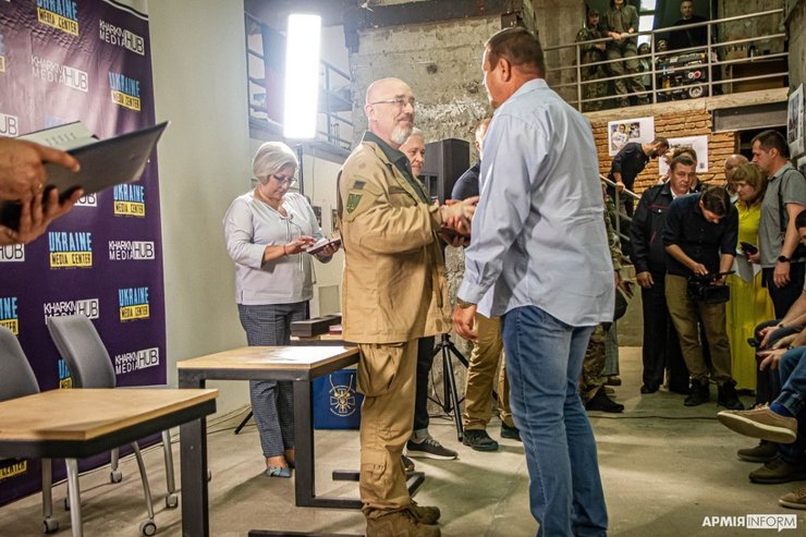 нагородження волонтерів у харкові