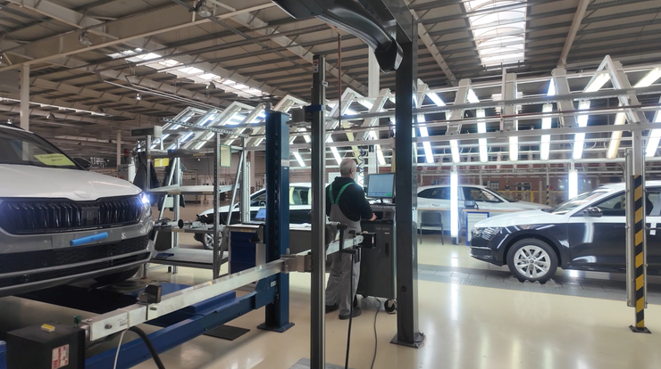 "Єврокар" шукає можливості для виробництва електрокарів