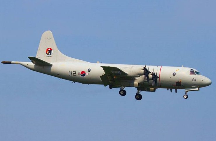 Южнокорейский самолет P-3C Orion