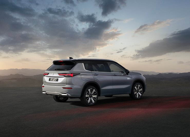 Mitsubishi Outlander 2024, новый Mitsubishi Outlander, Mitsubishi Outlander, Mitsubishi Outlander, Mitsubishi Outlander PHEV, кроссовер Mitsubishi