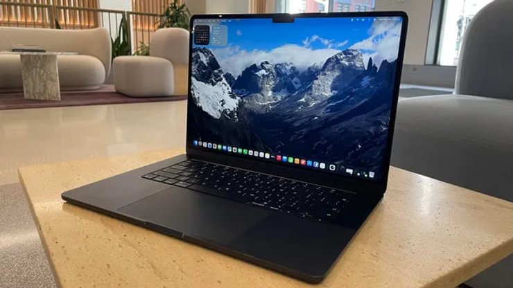 Apple MacBook Air M5