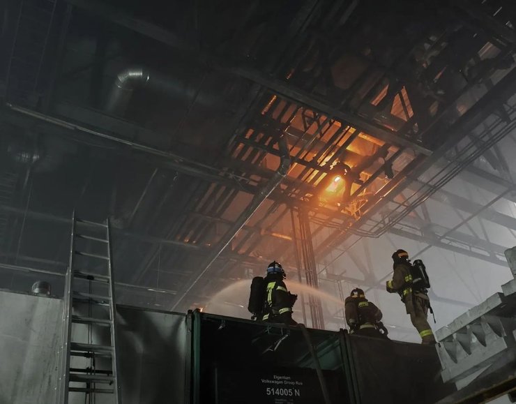 калуга пожар на заводе