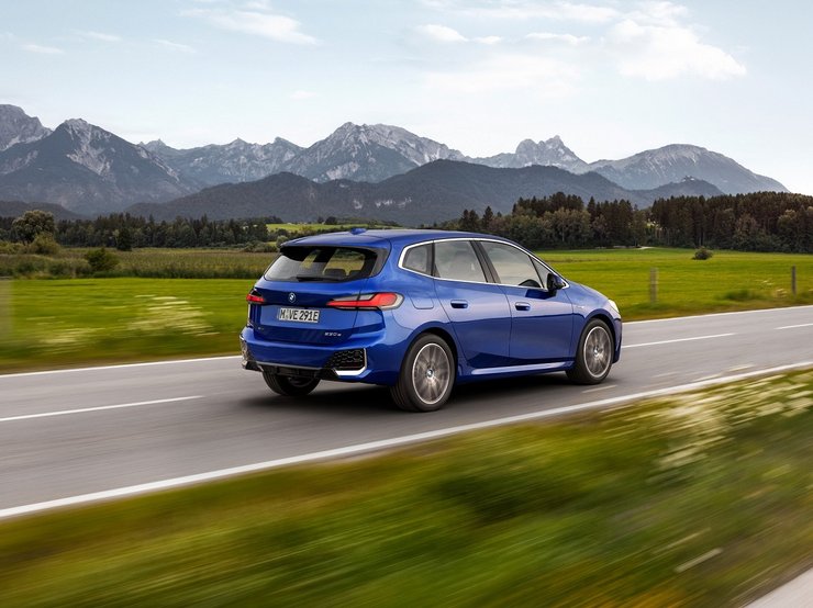 BMW 2 Series Active Tourer, новый BMW 2 Series Active Tourer, новый BMW 2 Series, минивэн BMW