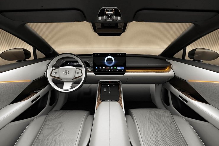 Салон Toyota bZ7