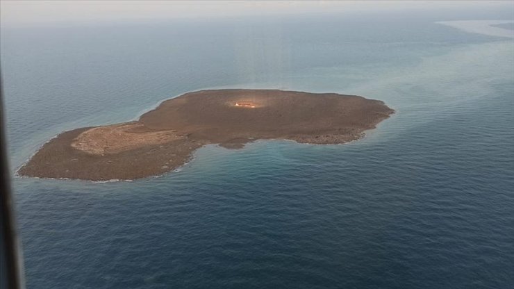 грязевый вулкан, остров, каспийское море, фото