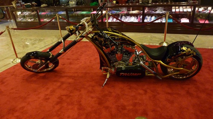 мотоцикл трампа, авто Дональда Трампа, Дональд Трамп,