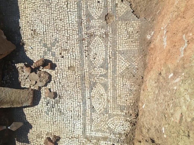 Археологи обнаружили римские мозаики в Албании