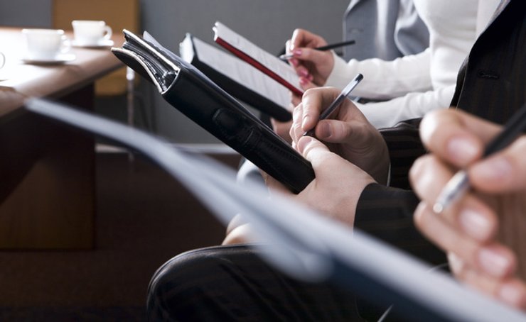 Винагорода держслужбовців, на відміну від приватного сектору, не залежиться від ефективності їхньої роботи