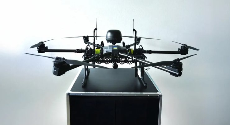 Ударный дрон Белый волк