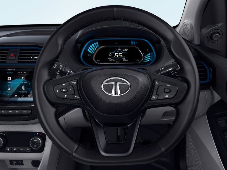 Tata Tiago EV, Tata Tiago, новая Tata Tiago EV, электромобиль Tata Tiago,Tata Tiago 2022, индийский электромобиль