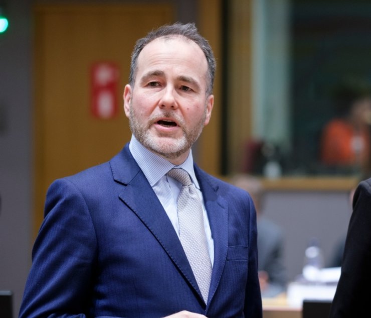 кріс пінчер, пінчер