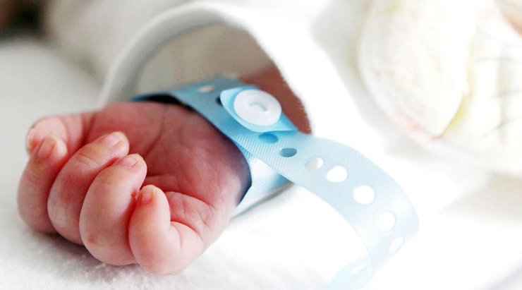 Ребенок, близнецы, имя для ребенка, как выбрать имя для ребенка, младенец, беременность хочет назвать близнецов одним именем, одно имя для детей