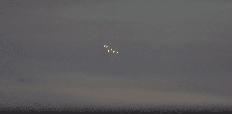 Незвичайний об'єкт у небі над Україною, НЛО, міраж, Міраж Моргани, 406 батальйон, безпілотник, квадрокоптер, світло в небі,