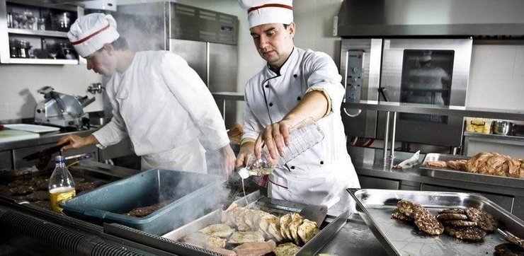 Работодатель должен выплатить работнику деньги через 15 лет после его увольнения, курьезы, интересные истории, Швейцария