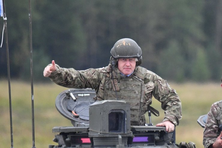 борис джонсон, танк, британия