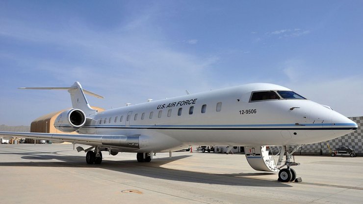 Самолет ВВС США E-11A