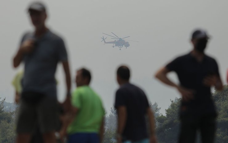 пожар, греция, дым, вертолет, фото