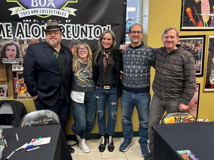 Сам удома, зустріч з акторами, фото акторів