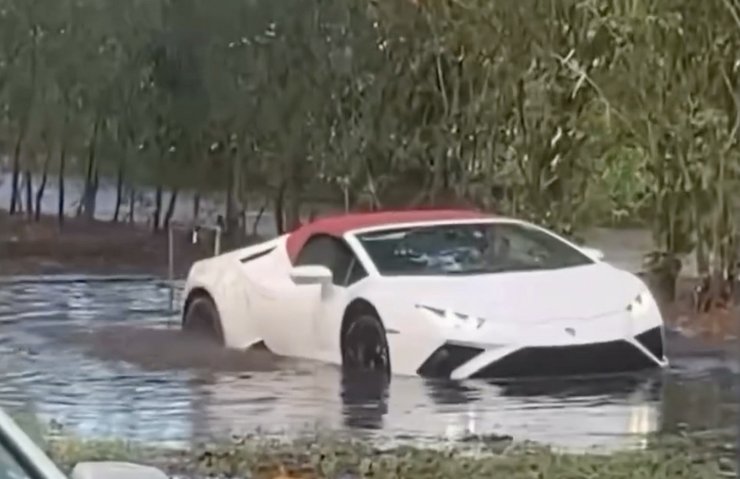 суперкар ламборгини наводнение, Lamborghini Huracan, суперкар Lamborghini