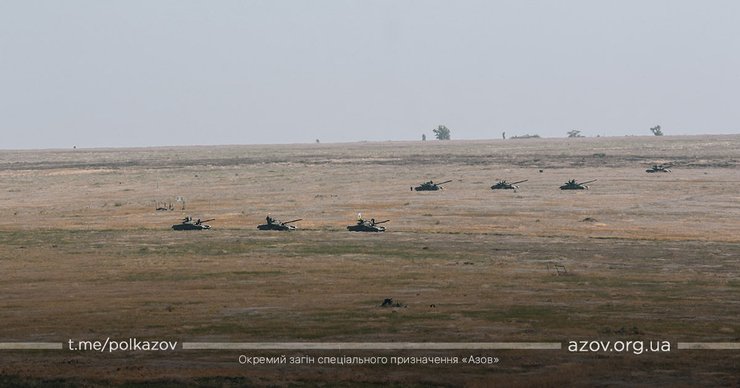 маневры танкистов