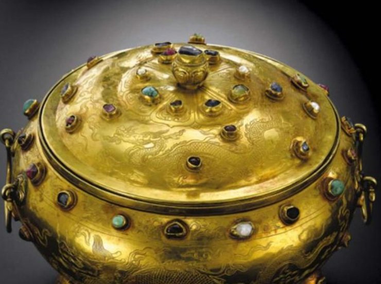 золота посудина, золота чаша, чаша Сюаньде, династія Мін, антикваріат, аукціон