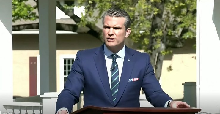 Пентагон, Піт Гегсет, Трамп відмовився передавати ракети Україні, Трамп карає Україну, чому Трамп не допомагає Україні, США допомога Україні, чому США відправили ракети на Близький Схід