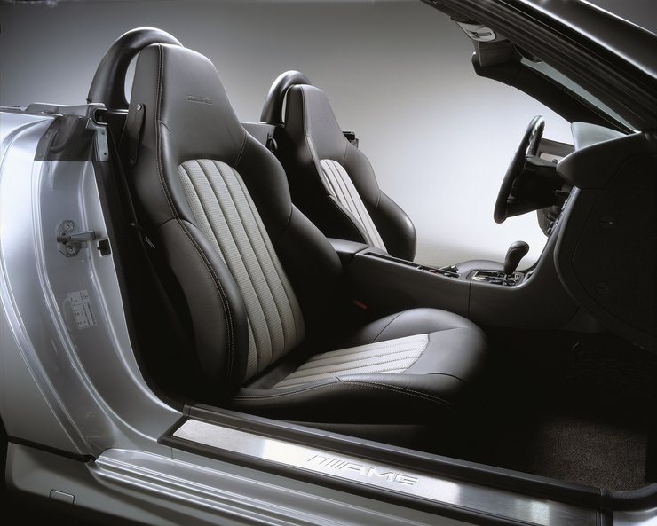 салон Mercedes SLK, Mercedes SLK, спорткар Mercedes