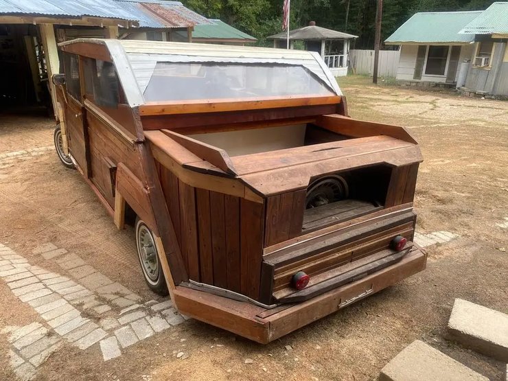 Дерев'яний пікап