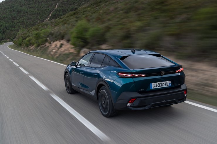 Новый Peugeot 408, Peugeot 408, Peugeot 408 2023, кроссовер Peugeot 408, купе-кроссовер Peugeot