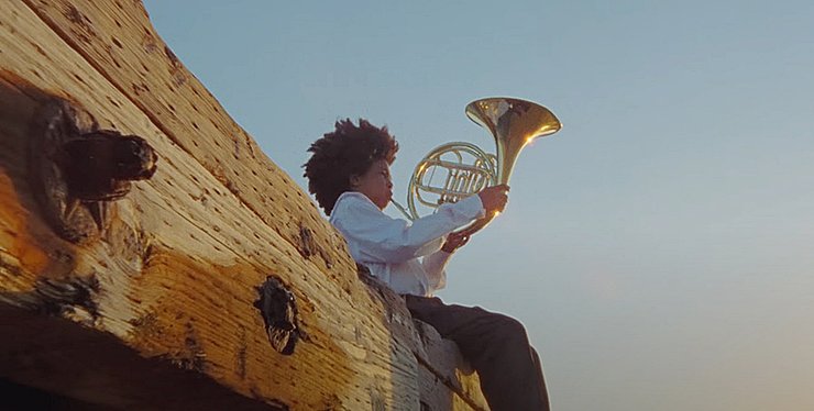 Chiiild — Sleepwalking, кадр з кліпу