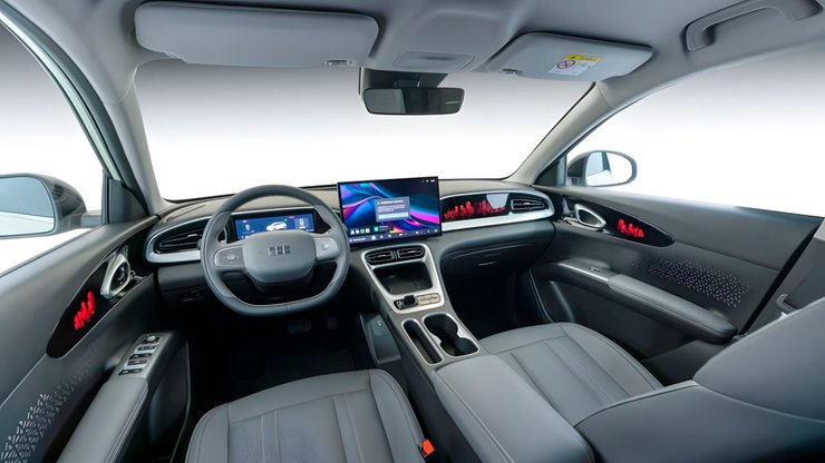 салон Geely E2