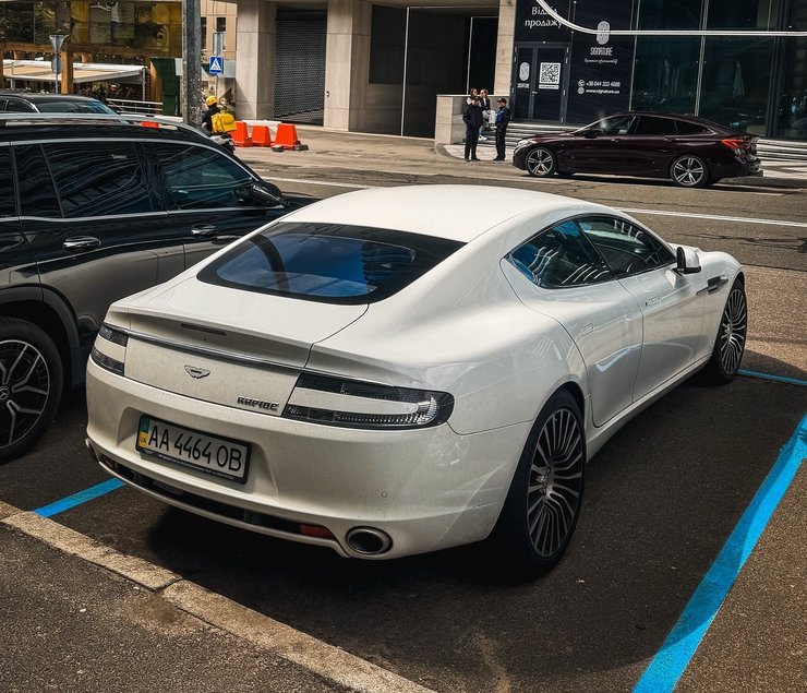 Aston Martin Rapide