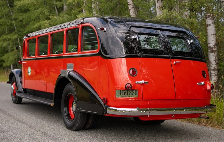 Автобус White 706