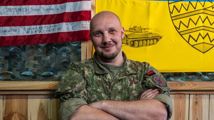 Командир 59-ї ОМБр, Герой України Вадим Сухаревський