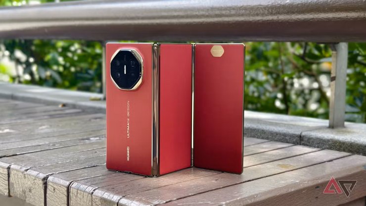 Смартфон Mate XT