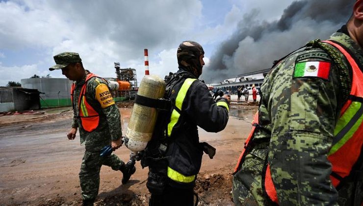 куба, пожар на кубе, нефтехранилища на кубе, тушение пожара