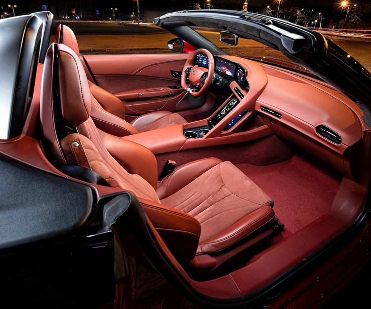 салон MG Cyberster 2025, новий MG Cyberster, електромобіль MG, спорткар MG, кабріолет MG