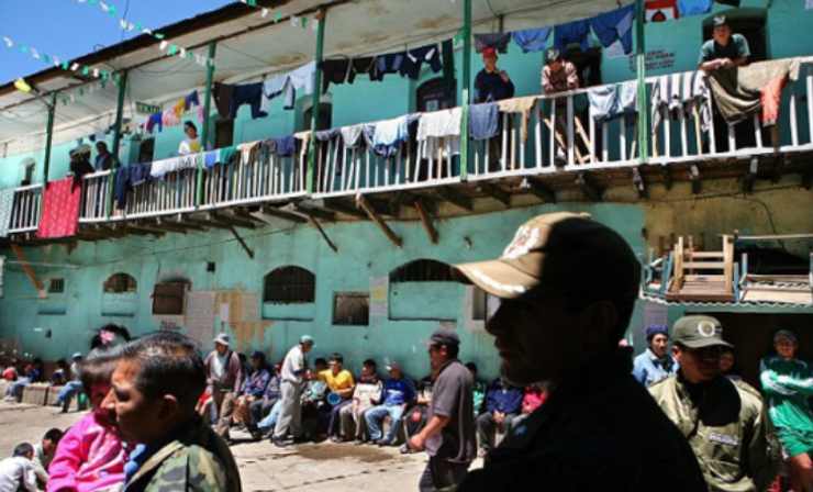 Турист застрял в одной из самых опасных тюрем мира, Боливия, проблемы с законом, путешествия, путешествия, фото