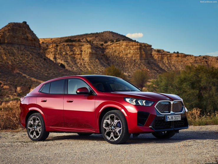 BMW iX2, BMW X2 2024, новый BMW X2, кроссовер BMW, электромобиль BMW