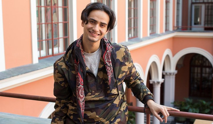 "Три орешки для Золушки", дженгиз ал