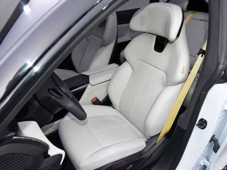 Jidu Robo 1, новий Jidu Robo 1, електромобіль Geely, кросовер Geely, китайський електромобіль