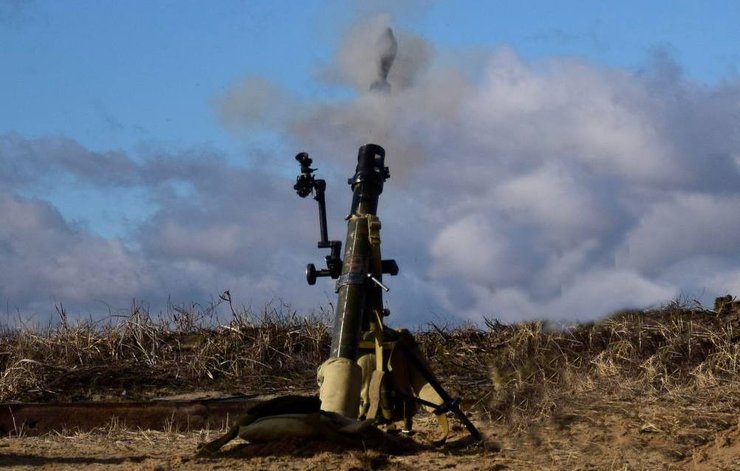 миномет, обстрел из миномета, миномет стрельба, снаряды миномет