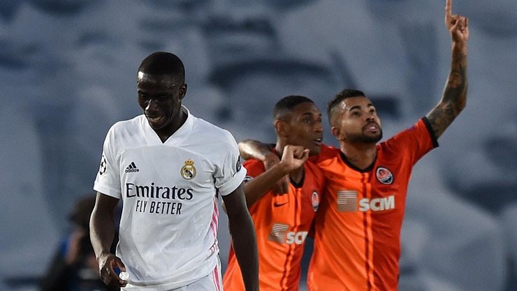 Тітці Дентіньо під час матчу Реал — Шахтар