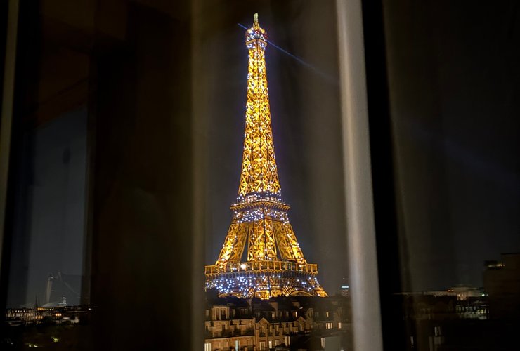 житло з видом на Ейфелеву вежу