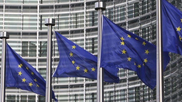 У ЄС зацікавлені в стабільних економічних відносинах з КНР, але питання допомоги Росії, яку регулярно надає Китай, теж турбує європейців