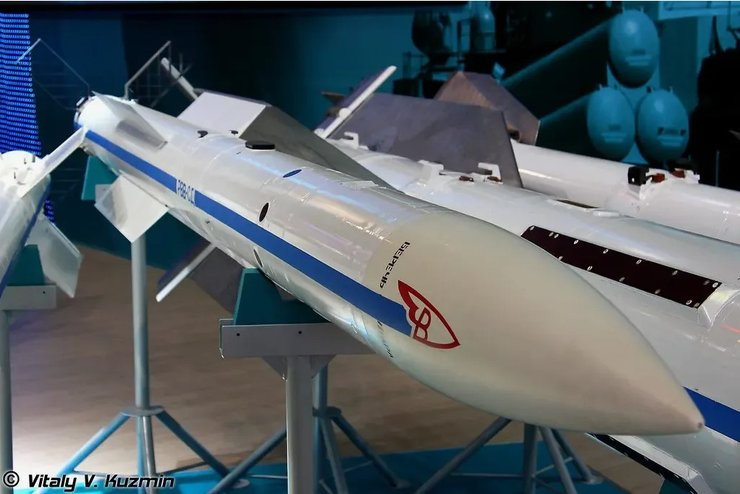 Р-77 ракета класса воздух-воздух