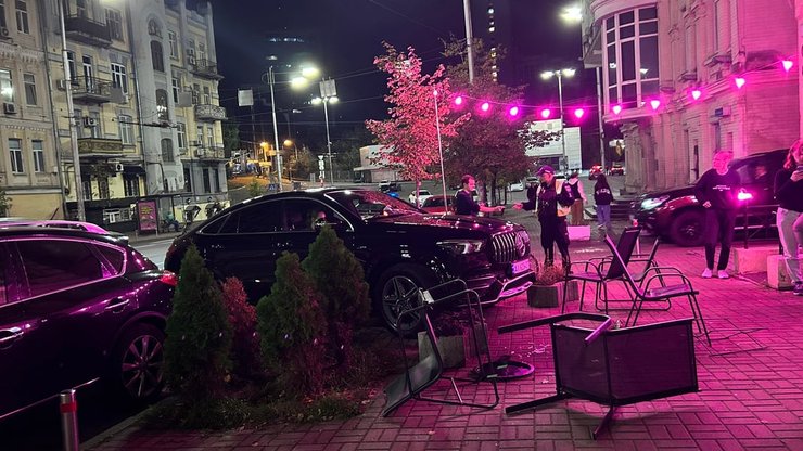 Mersedes належить власниці бренду One by One Лідії Сметані